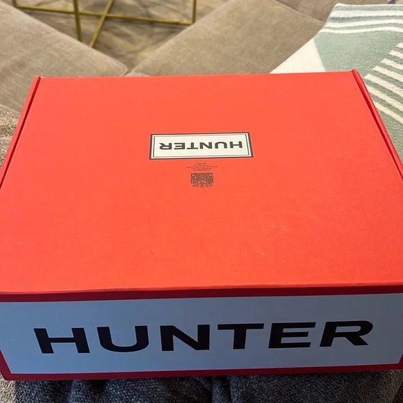 Hunter Matte Black Chelsea Ankle Boots - Picture 5 of 5